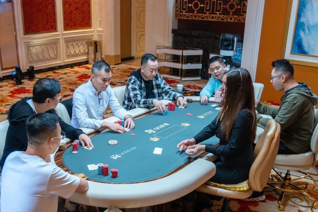 德扑新手吧，德扑技巧初学入门
